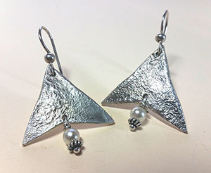 Heart's Delight Earrings