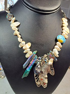 Bountiful Gifts Necklace